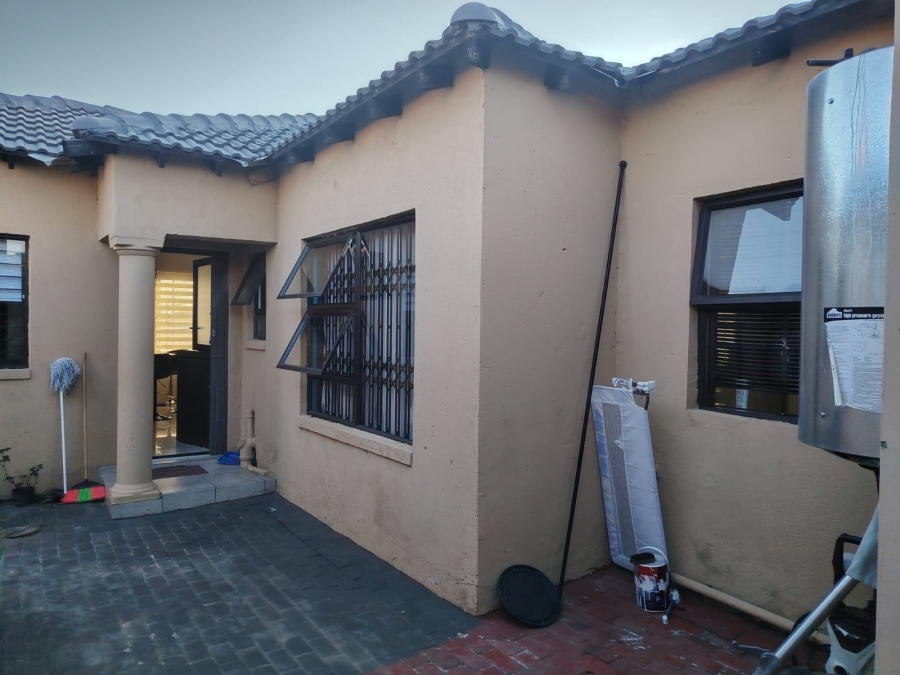 3 Bedroom Property for Sale in Tlhabane West North West